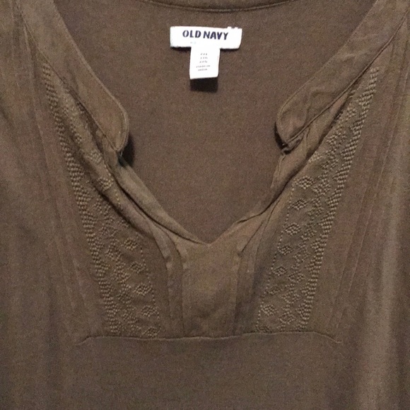 Green Old Navy Top - Picture 2 of 3